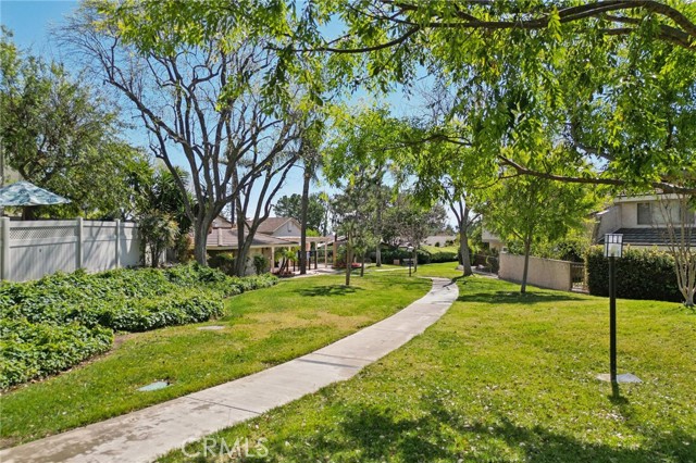 Detail Gallery Image 23 of 26 For 1224 Fairway Cir, Upland,  CA 91784 - 2 Beds | 2 Baths