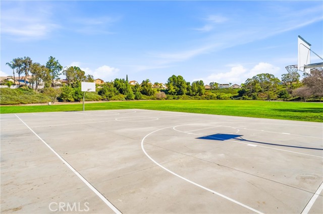 Image 66 of 67 For 31545 Via Cordoba