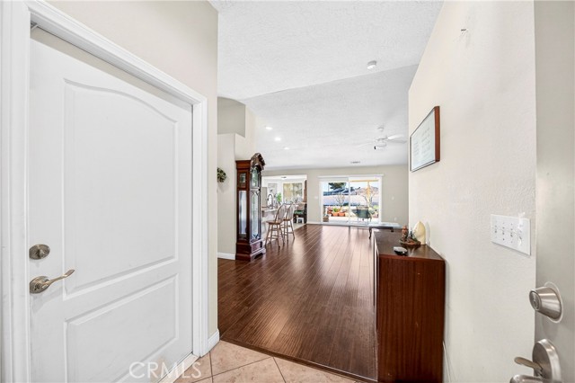 Detail Gallery Image 8 of 52 For 7841 Corona, Hesperia,  CA 92345 - 3 Beds | 2 Baths