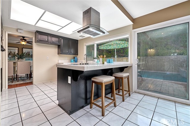 7531 Los Trancos Circle, La Palma CA: https://media.crmls.org/medias/8b5b41d6-0a25-4b0d-b7d7-7a447b3a325b.jpg
