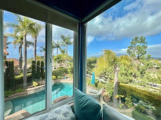 16 Vistamar Drive, Laguna Niguel CA: https://media.crmls.org/medias/8b5bd386-22d2-4643-9976-05b06db9abfd.jpg