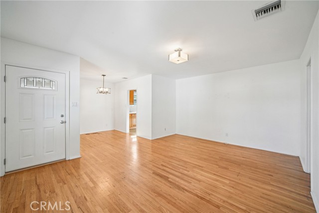 Detail Gallery Image 7 of 32 For 11761 Gail Ln, Garden Grove,  CA 92840 - 3 Beds | 1/1 Baths