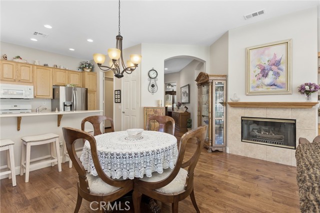 Detail Gallery Image 9 of 33 For 2315 Wailea Beach, Banning,  CA 92220 - 2 Beds | 2 Baths