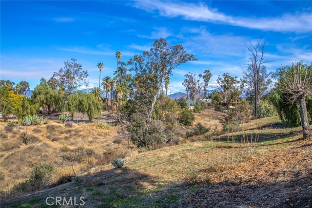 Detail Gallery Image 7 of 19 For 724 W Sunset Dr, Redlands,  CA 92373 - – Beds | – Baths