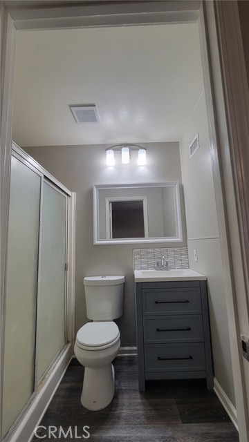 1135 Caperton Street, Lancaster CA: https://media.crmls.org/medias/8b5f56ae-0bf8-4448-af37-f3897727424b.jpg