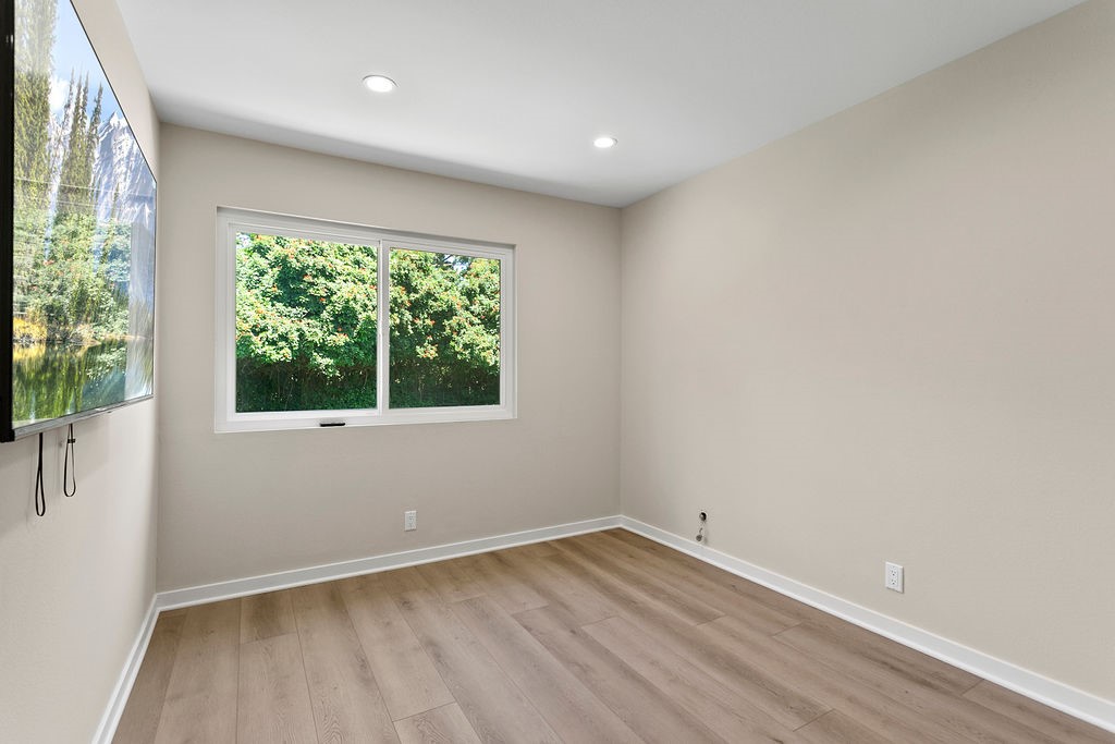 Detail Gallery Image 18 of 23 For 5499 E. Willow Woods #87,  Anaheim,  CA 92807 - 3 Beds | 1/1 Baths