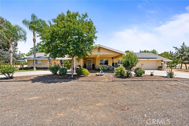 Detail Gallery Image 2 of 41 For 3298 N Zediker Ave, Sanger,  CA 93657 - 3 Beds | 2 Baths
