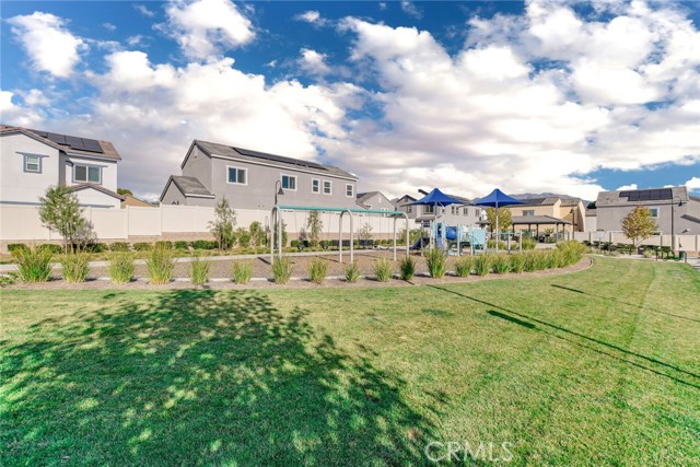 Detail Gallery Image 40 of 44 For 31969 Monet, Yucaipa,  CA 92399 - 3 Beds | 2/1 Baths