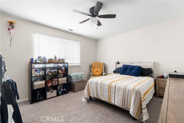 8020 Mckinley Avenue, South Gate CA: https://media.crmls.org/medias/8b61abd4-2641-4bd7-b12d-390841f69037.jpg