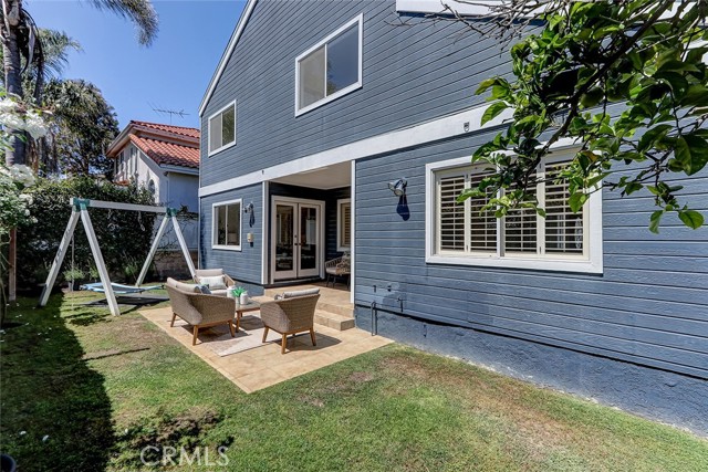 Detail Gallery Image 29 of 43 For 1808 Pullman Ln #B,  Redondo Beach,  CA 90278 - 4 Beds | 2/1 Baths