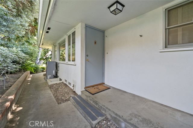 Detail Gallery Image 26 of 33 For 1530 Kenmore Rd, Pasadena,  CA 91106 - 3 Beds | 3 Baths