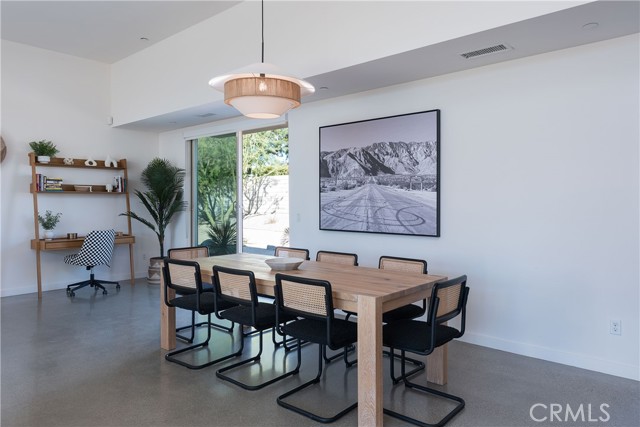 Detail Gallery Image 14 of 37 For 1126 Lucent Ct, Palm Springs,  CA 92262 - 3 Beds | 3 Baths