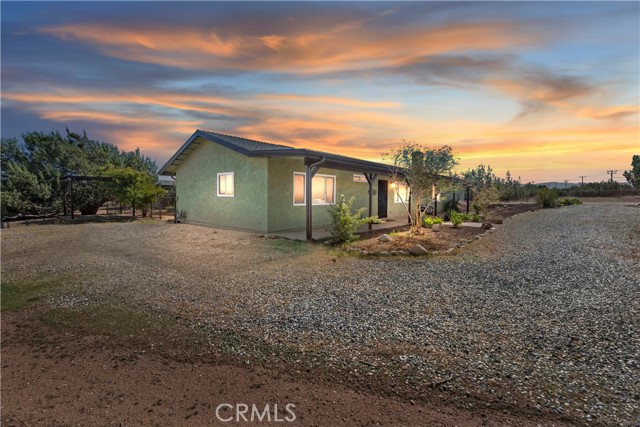 Detail Gallery Image 3 of 48 For 7215 Kourie Way, Oak Hills,  CA 92344 - 2 Beds | 2 Baths