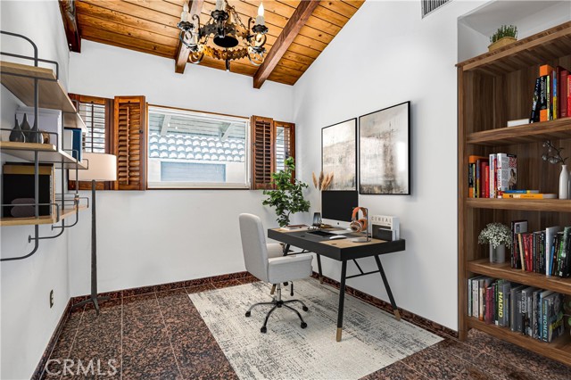 17558 Lahey Street, Granada Hills CA: https://media.crmls.org/medias/8b6380aa-2966-4b67-8816-3f116a4470ec.jpg