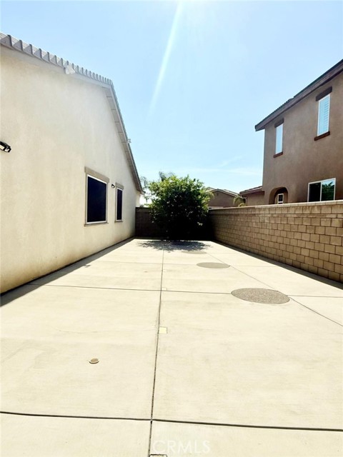 Detail Gallery Image 29 of 33 For 6842 Narrow Way, Jurupa Valley,  CA 91752 - 3 Beds | 2 Baths