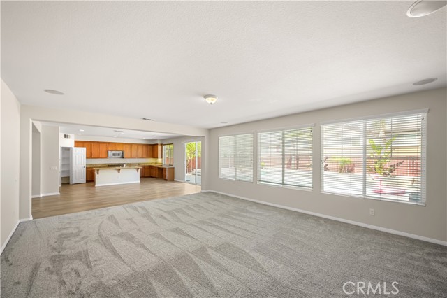 36845 Gemina Avenue, Murrieta CA: https://media.crmls.org/medias/8b639cd9-9c79-4a6f-b090-bfe0d19255e8.jpg