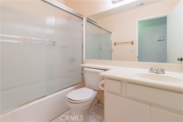 Detail Gallery Image 29 of 38 For 1323 Kingswood, Redlands,  CA 92374 - 3 Beds | 2 Baths