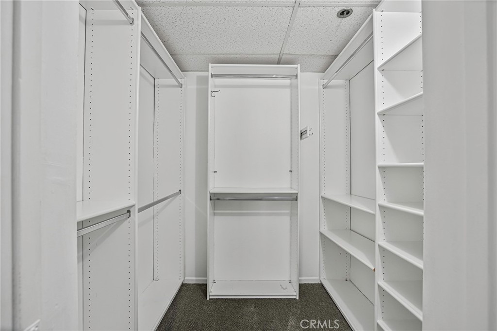 https://media.crmls.org/medias/8b646de9-b398-429b-9c31-c0103c001b47.jpg?preset=X-Large