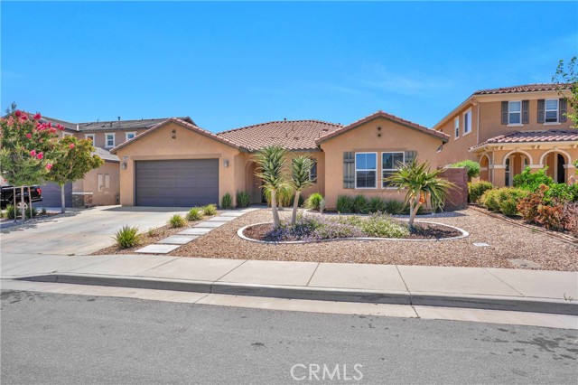34689 Swan Valley Court, Murrieta CA: https://media.crmls.org/medias/8b64ec8d-b559-4890-9759-e216ef570389.jpg