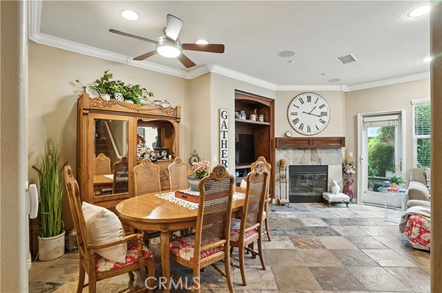 Detail Gallery Image 11 of 38 For 15636 Vista Way #104,  Lake Elsinore,  CA 92532 - 3 Beds | 2/1 Baths