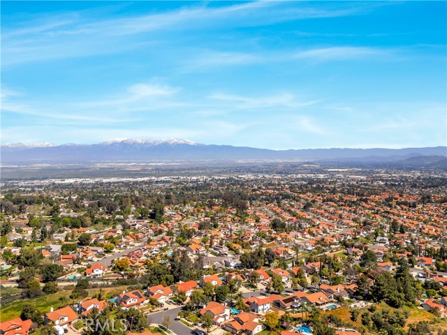 Detail Gallery Image 7 of 43 For 1475 Labrador, Corona,  CA 92882 - 4 Beds | 3 Baths