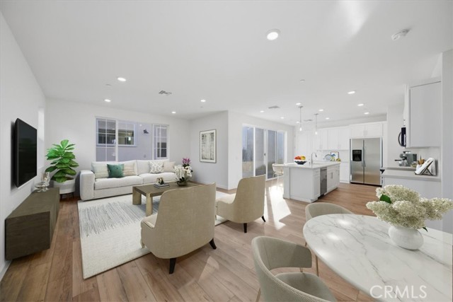 Detail Gallery Image 5 of 44 For 4868 Arroyo Run, Moorpark,  CA 93021 - 4 Beds | 3 Baths