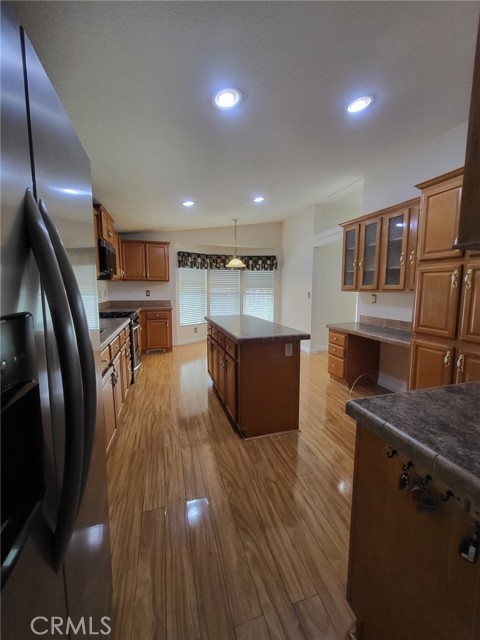 Detail Gallery Image 14 of 26 For 14362 Bushard St #113,  Westminster,  CA 92683 - 3 Beds | 2 Baths