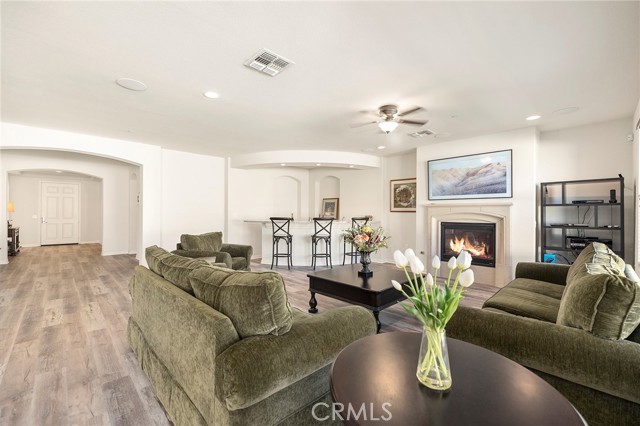 Detail Gallery Image 9 of 47 For 37834 Peregrine Pl, Murrieta,  CA 92563 - 4 Beds | 2/1 Baths