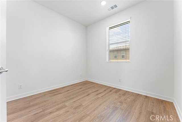 8275 Page Street, Buena Park CA: https://media.crmls.org/medias/8b662946-edfe-4cb3-b5a6-25b4c5c8978d.jpg