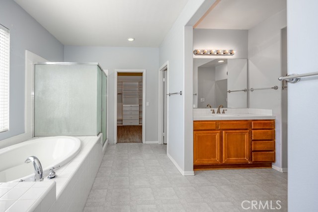 Image 16 of 36 For 30118 Galbreth Court