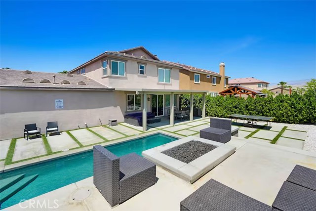 Detail Gallery Image 14 of 58 For 43118 Fiore St, Indio,  CA 92203 - 5 Beds | 2/1 Baths