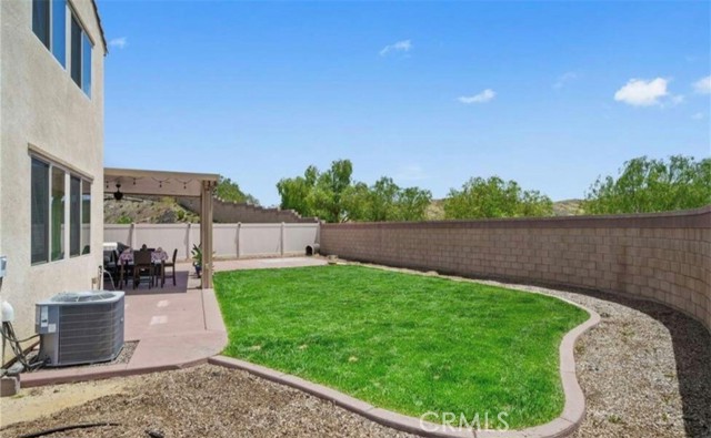 Detail Gallery Image 14 of 36 For 24523 Preston Ct, Lake Elsinore,  CA 92532 - 4 Beds | 3 Baths