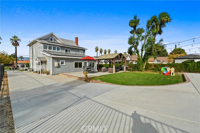 Detail Gallery Image 35 of 47 For 1033 W Palm Ave, Redlands,  CA 92373 - 5 Beds | 3 Baths