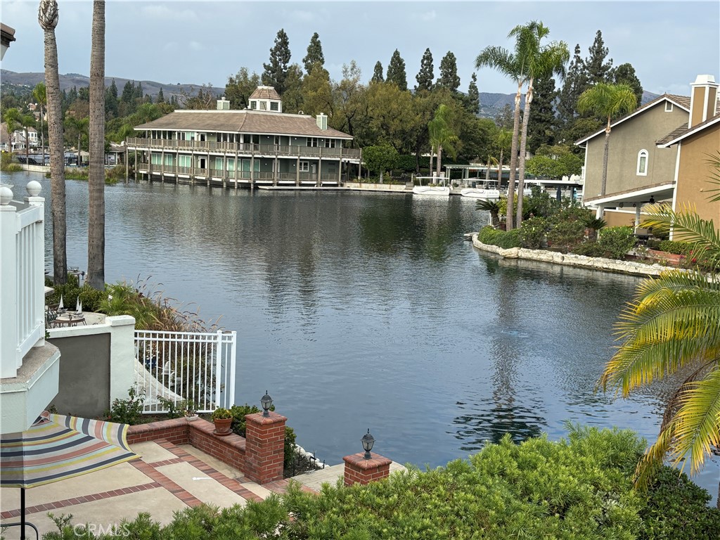 8b672186 Dcfb 4171 920b 1fec9e09d550