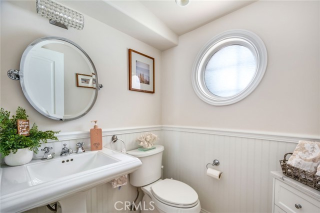 117 Santa Ana Lane, San Clemente CA: https://media.crmls.org/medias/8b6752f8-5714-4857-acd4-1125f4bc0772.jpg