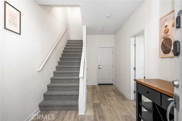 Detail Gallery Image 4 of 31 For 143 Citysquare, Irvine,  CA 92614 - 4 Beds | 3/1 Baths