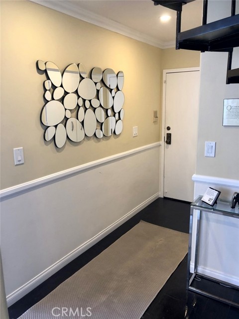 555 Esplanade, Redondo Beach CA: https://media.crmls.org/medias/8b67ee10-078f-444a-b3c5-95f16e77d9e5.jpg