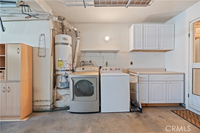 419 N Alice Way, Anaheim CA: https://media.crmls.org/medias/8b67fdaf-176b-4f77-85ad-e21b8a1985e4.jpg