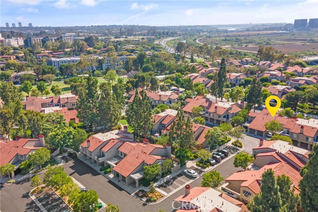 164 Stanford Court, Irvine CA: https://media.crmls.org/medias/8b681e44-ef81-4491-90ca-cf0017a7231d.jpg