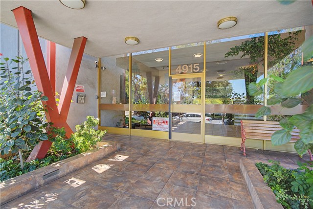 Detail Gallery Image 29 of 33 For 4915 Tyrone #126,  Sherman Oaks,  CA 91423 - 2 Beds | 2 Baths