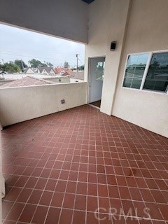 https://media.crmls.org/medias/8b687395-690c-4a9b-97d7-e542ee1e3196.jpg?preset=X-Large