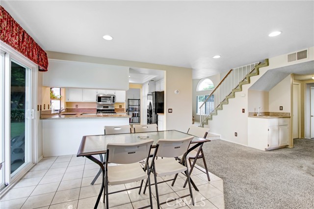 Detail Gallery Image 13 of 33 For 6843 Renato Ct, Chino,  CA 91710 - 4 Beds | 3 Baths