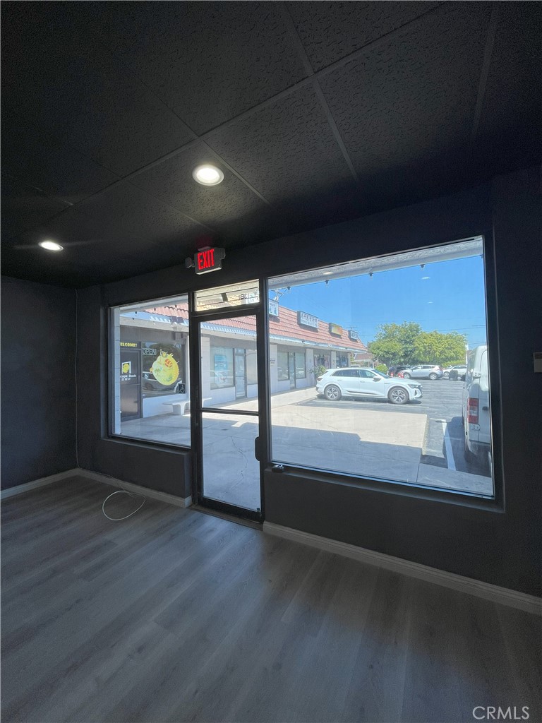 MLS #WS25171002 image #2