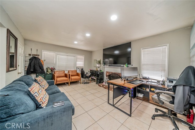 Detail Gallery Image 12 of 36 For 13512 Blvd Arrow, Fontana,  CA 92335 - 2 Beds | 1 Baths