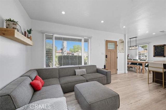 Detail Gallery Image 18 of 44 For 5030 W 130th, Hawthorne,  CA 90250 - 4 Beds | 2 Baths