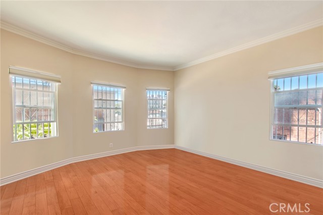 Detail Gallery Image 5 of 24 For 251 N Kenmore Ave #2,  Los Angeles,  CA 90004 - 2 Beds | 1 Baths