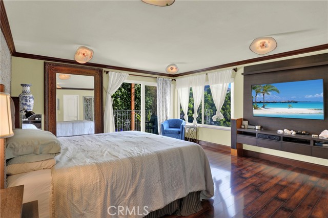 834 15th Street, Hermosa Beach CA: https://media.crmls.org/medias/8b6bd79e-0712-4e5b-9400-1affc9340498.jpg