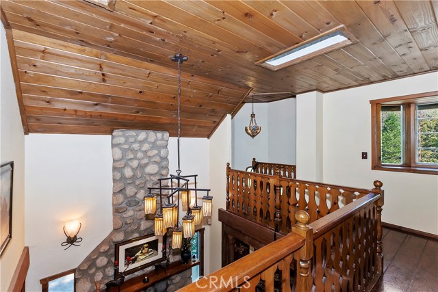 Detail Gallery Image 11 of 56 For 23280 Brookside Rd, Crestline,  CA 92325 - 3 Beds | 3/1 Baths