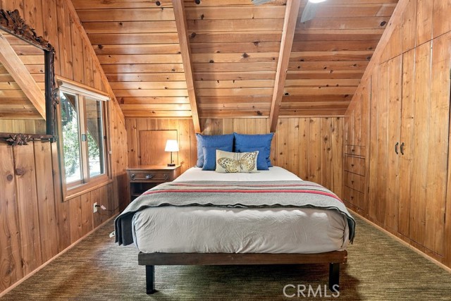 813 Poe Court, Lake Arrowhead, CA 92352