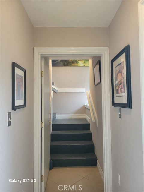 21171 B Lochlea Lane, Huntington Beach CA: https://media.crmls.org/medias/8b6dda75-e5ac-4752-b5f2-48433c4ca81f.jpg